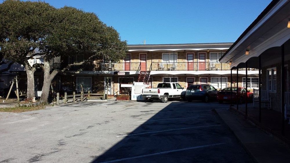 The Beacon Motel Salter Path Exterior photo